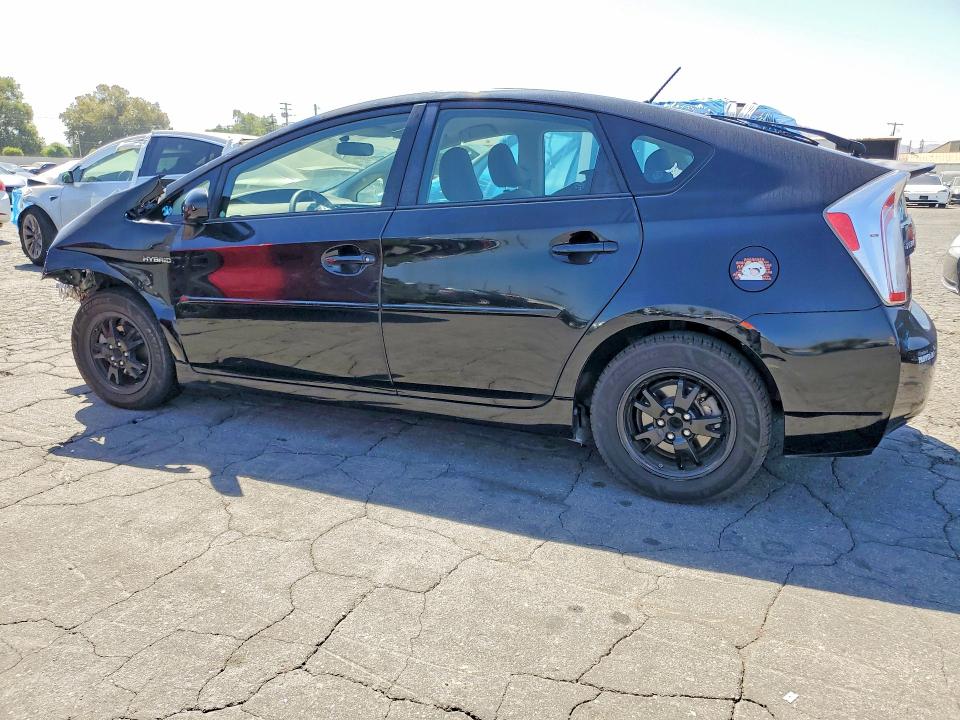 Photo 2 from auction – 2012 TOYOTA PRIUS with VIN JTDKN3DU0C0334932