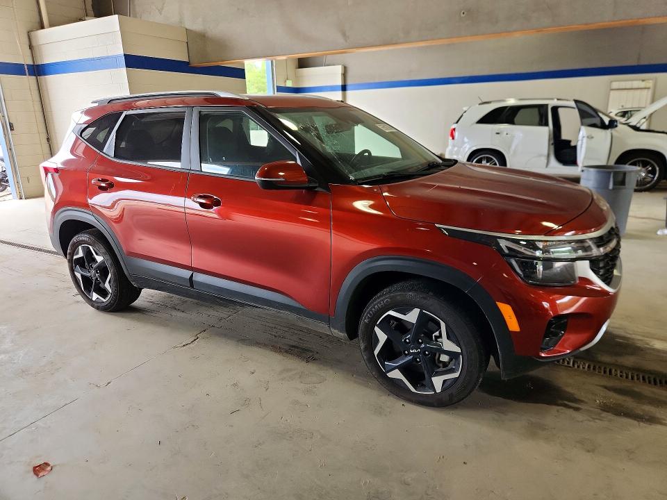 Foto 4 de la subasta – 2025 KIA SELTOS con VIN KNDEUCAA4S7719264