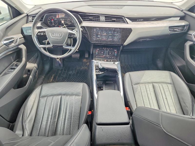 Photo 8 from auction – 2022 AUDI E-TRON with VIN WA1LAAGE8NB042262