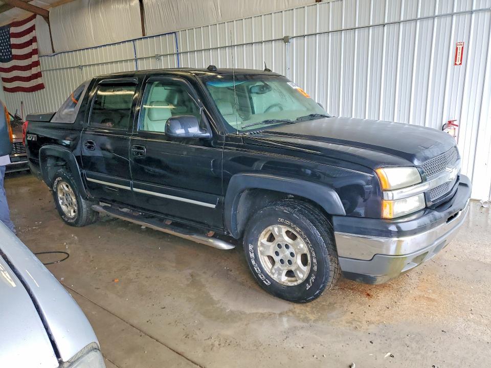 Photo 4 from auction – 2005 CHEVROLET AVALANCHE with VIN 3GNEK12Z65G217631