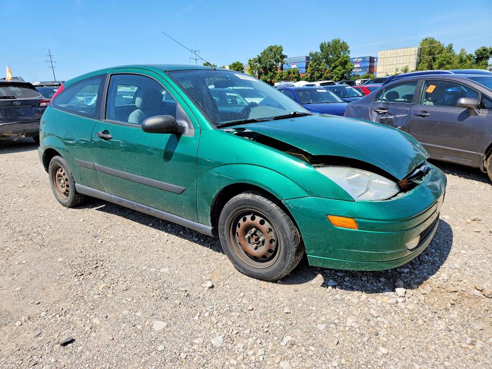 Photo 4 from auction – 2002 FORD FOCUS with VIN 3FAFP31302R238536