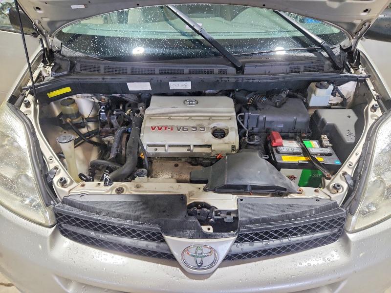 Photo 12 from auction – 2004 TOYOTA SIENNA with VIN 5TDZA23C64S219117