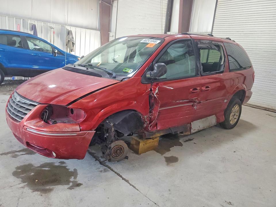 2005 CHRYSLER TOWN & COUNTRY - Търг №66241046