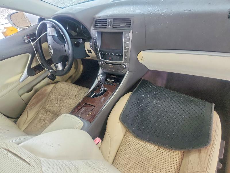 Photo 8 from auction – 2011 LEXUS IS 250 with VIN JTHBF5C22B5151072