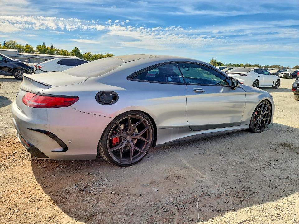 Photo 3 from auction – 2016 MERCEDES-BENZ S with VIN WDDXJ8FB0GA015529