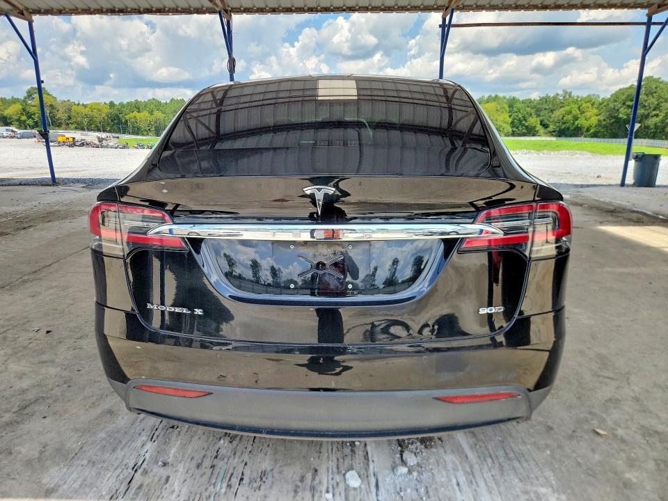 Photo 6 from auction – 2016 TESLA MODEL X with VIN 5YJXCAE28GF002368