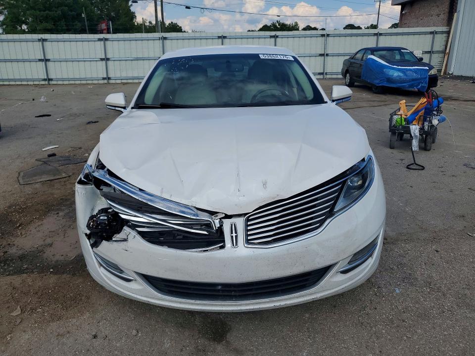 Photo 5 from auction – 2014 LINCOLN MKZ with VIN 3LN6L2GK0ER804032