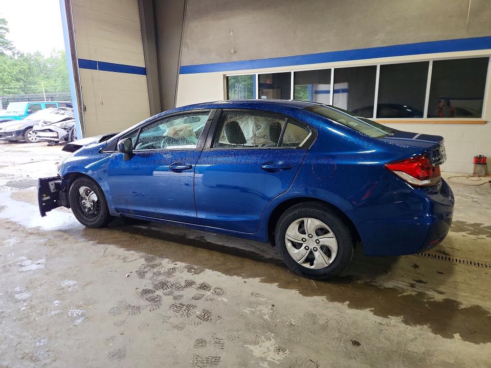 Photo 2 from auction – 2015 HONDA CIVIC with VIN 2HGFB2F51FH548422
