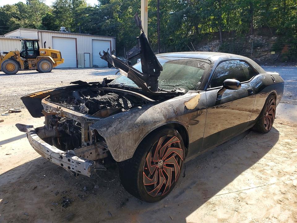 DODGE CHALLENGER 2016 с VIN 2C3CDZBT2GH240769 - Снимка от търг