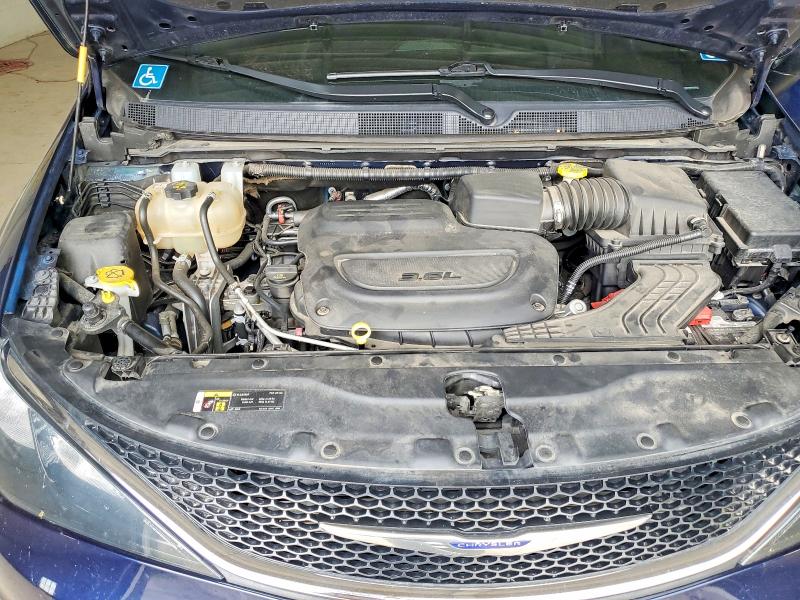 Снимка 12 от търг – 2020 CHRYSLER VOYAGER с VIN 2C4RC1DG4LR156757