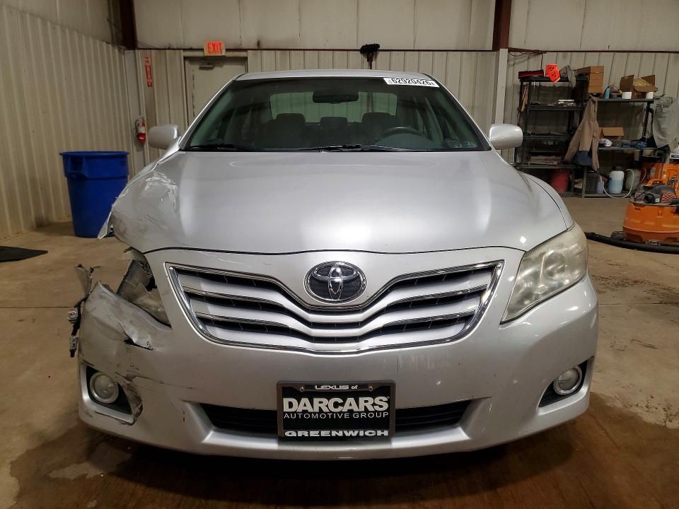 Photo 5 from auction – 2010 TOYOTA CAMRY with VIN 4T1BK3EK7AU101797
