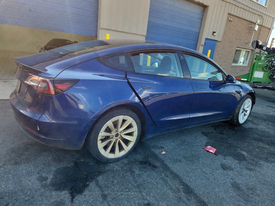 Photo 3 from auction – 2022 TESLA MODEL 3 with VIN 5YJ3E1EA3NF370793