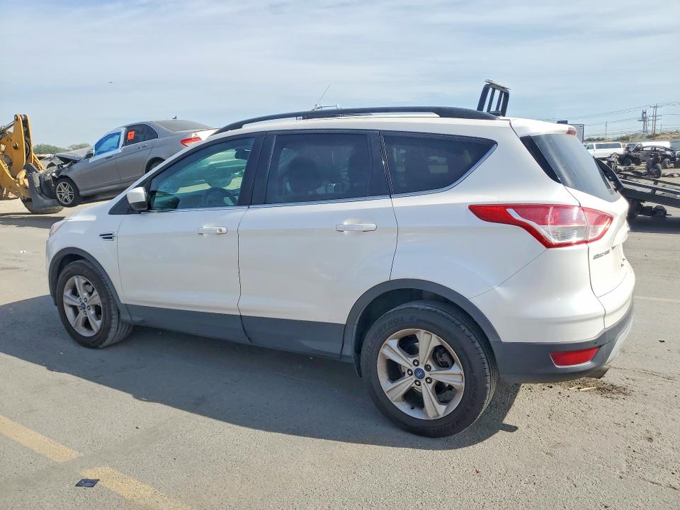 Photo 2 from auction – 2014 FORD ESCAPE with VIN 1FMCU0GXXEUA22166