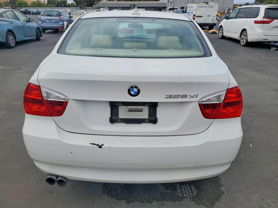 Photo 6 from auction – 2008 BMW 328 with VIN WBAVC73588KP38851