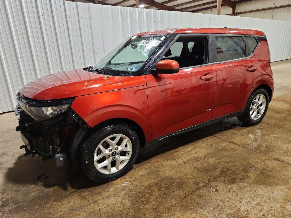 KIA SOUL 2023 with VIN KNDJ23AU9P7869182 - Photo from auction