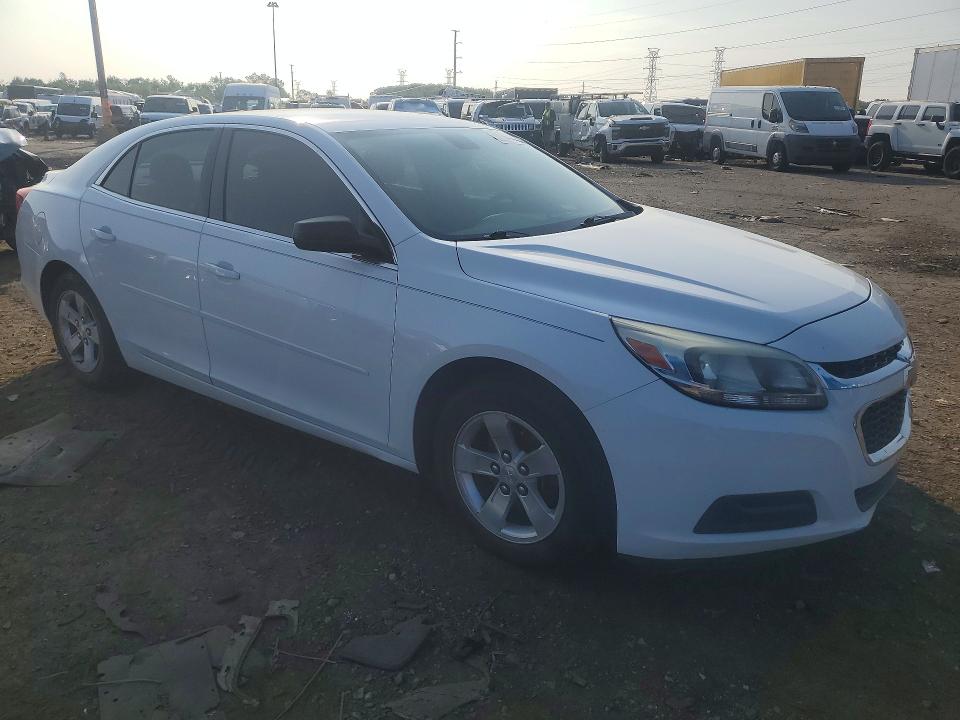 Photo 4 from auction – 2015 CHEVROLET MALIBU with VIN 1G11B5SL5FF186166