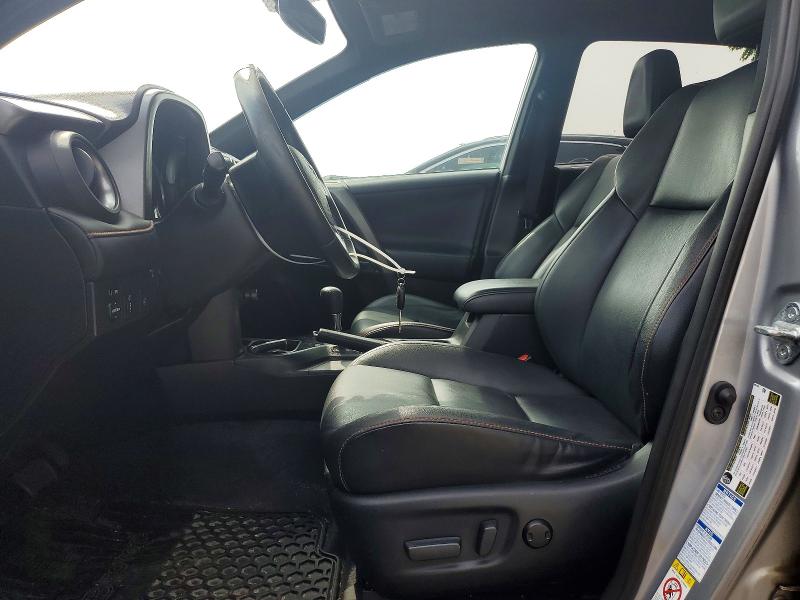 Photo 7 from auction – 2016 TOYOTA RAV4 with VIN 2T3JFREV5GW414375
