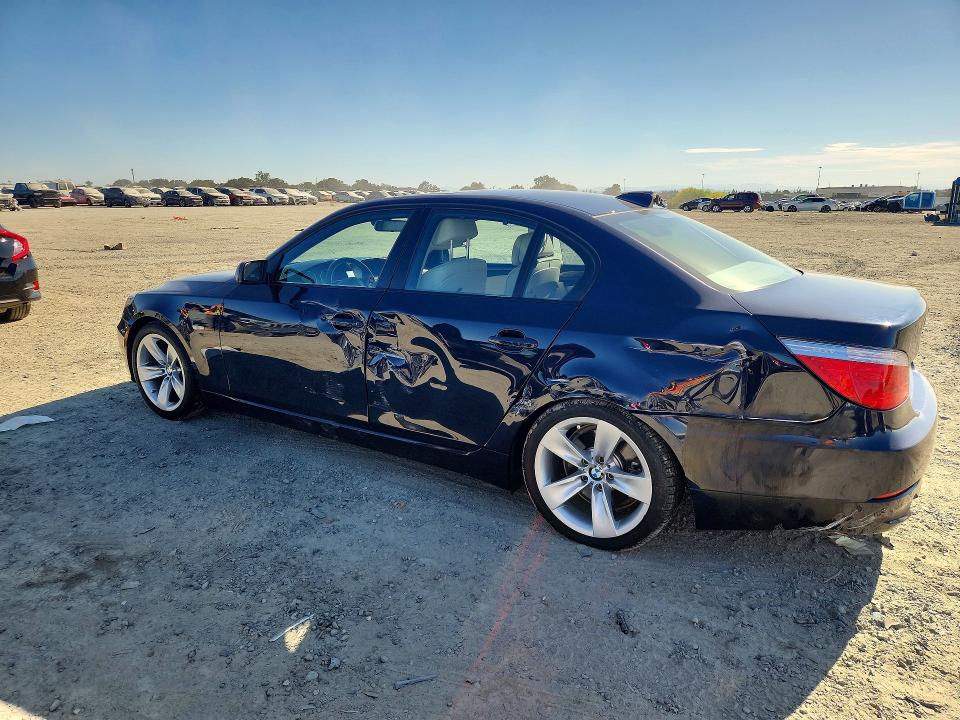 صورة رقم 2 من المزاد - 2009 BMW 528 مع VIN WBANU53599C119981