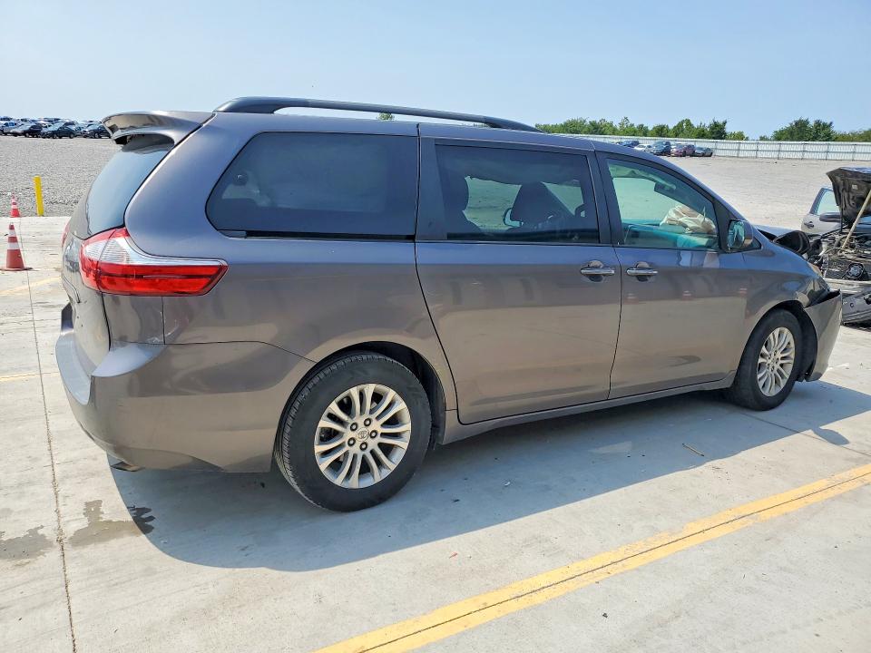 Photo 3 from auction – 2015 TOYOTA SIENNA with VIN 5TDYK3DC6FS628945