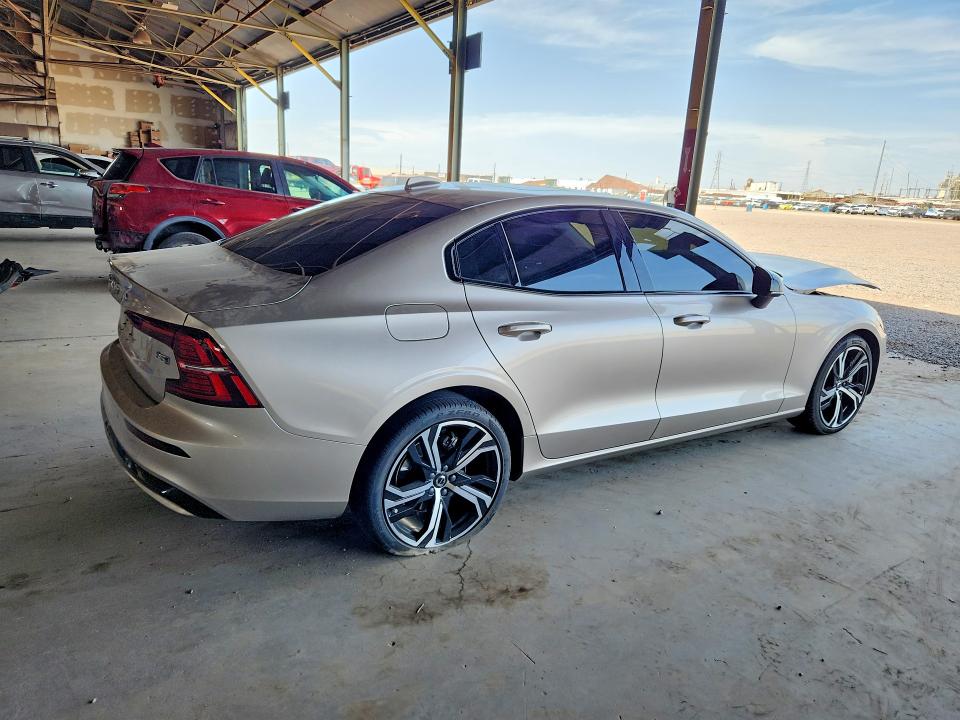 Photo 3 from auction – 2024 VOLVO S60 with VIN 7JRL12TK1RG315740