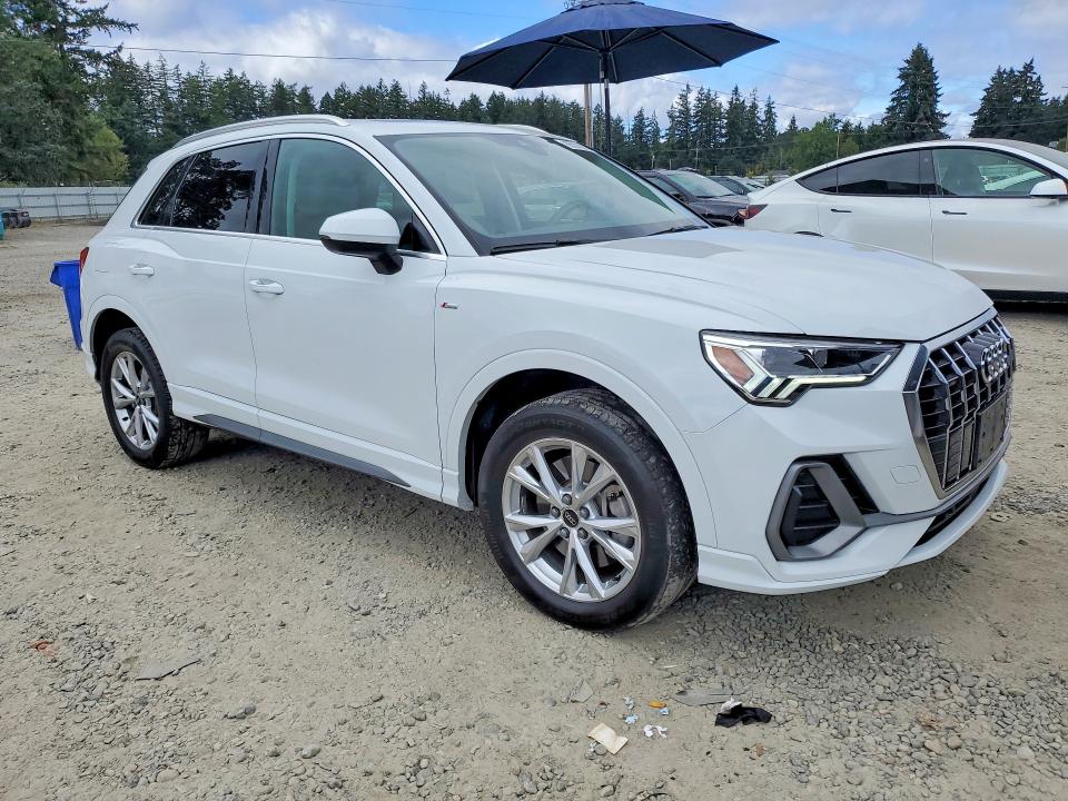 Photo 4 from auction – 2022 AUDI Q3 with VIN WA1EECF39N1095468