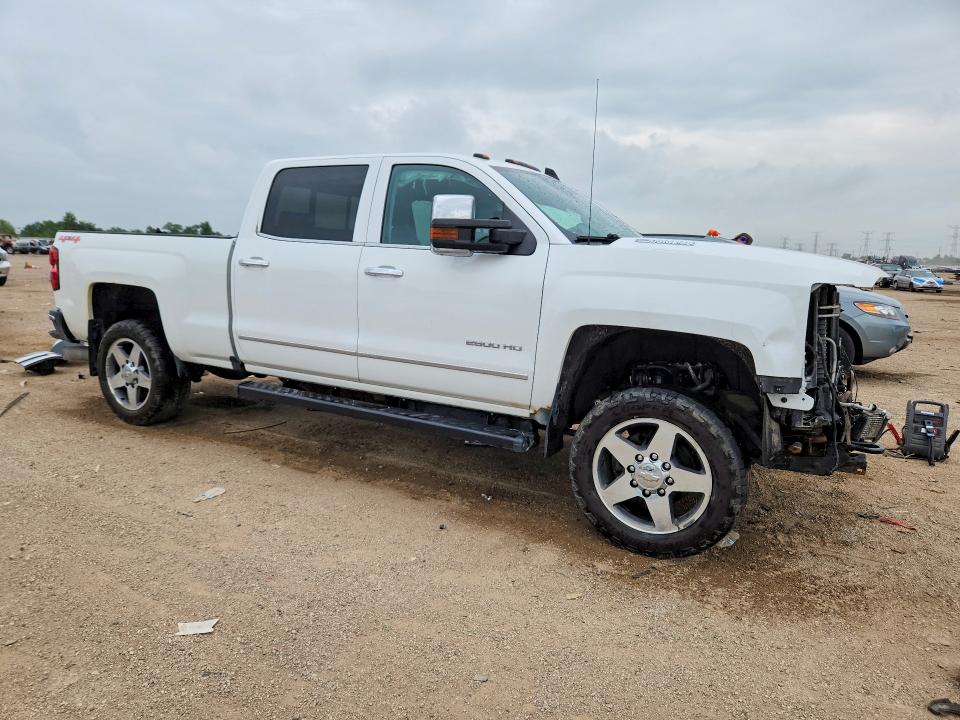 Photo 4 from auction – 2016 CHEVROLET SILVERADO with VIN 1GC1KWE83GF270010