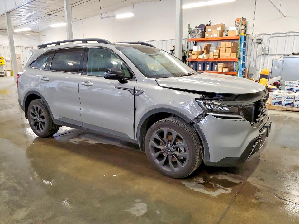 Photo 4 from auction – 2023 KIA SORENTO with VIN 5XYRHDLF5PG251186