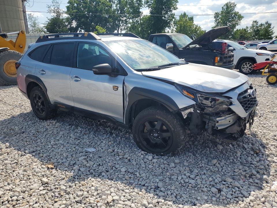 Photo 4 from auction – 2023 SUBARU OUTBACK with VIN 4S4BTGUD7P3126060