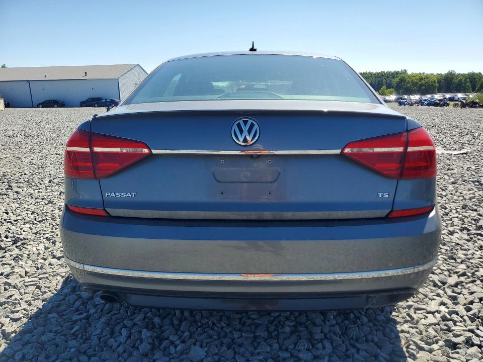 Photo 6 from auction – 2016 VOLKSWAGEN PASSAT with VIN 1VWAT7A37GC063017