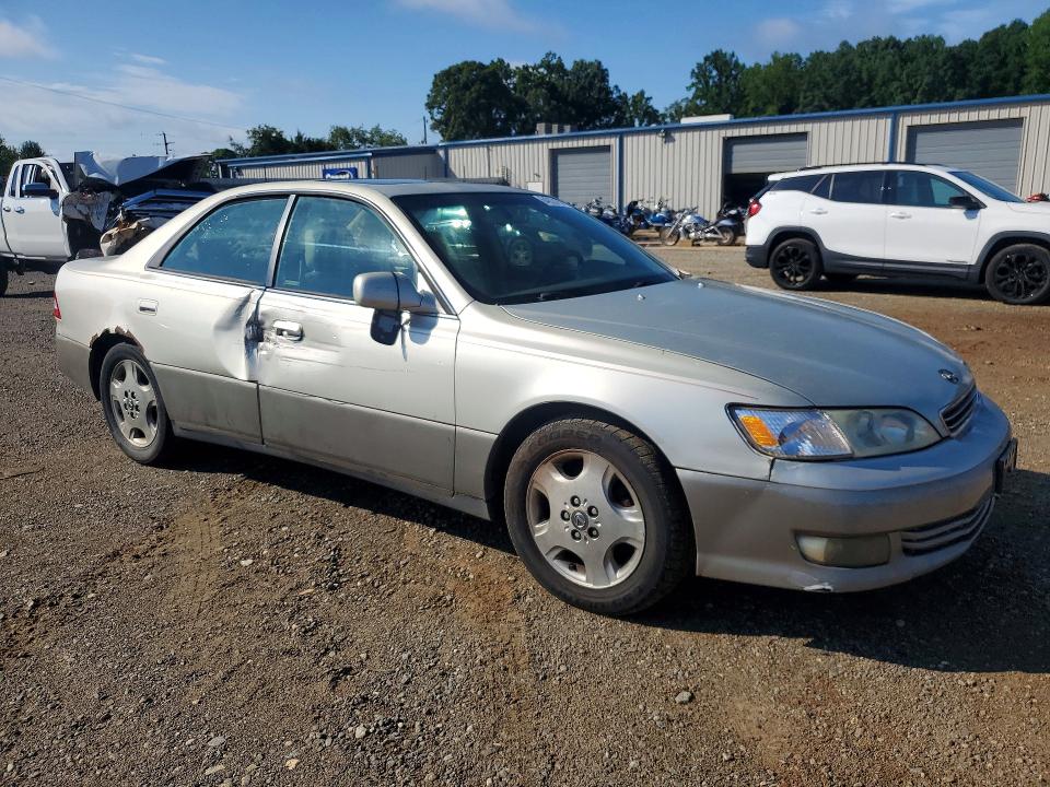 Photo 4 from auction – 2001 LEXUS ES with VIN JT8BF28G310321924