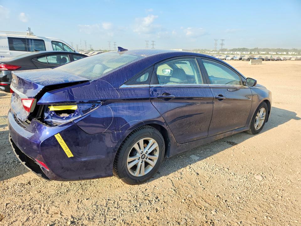 Photo 3 from auction – 2014 HYUNDAI SONATA with VIN 5NPEB4AC3EH840249