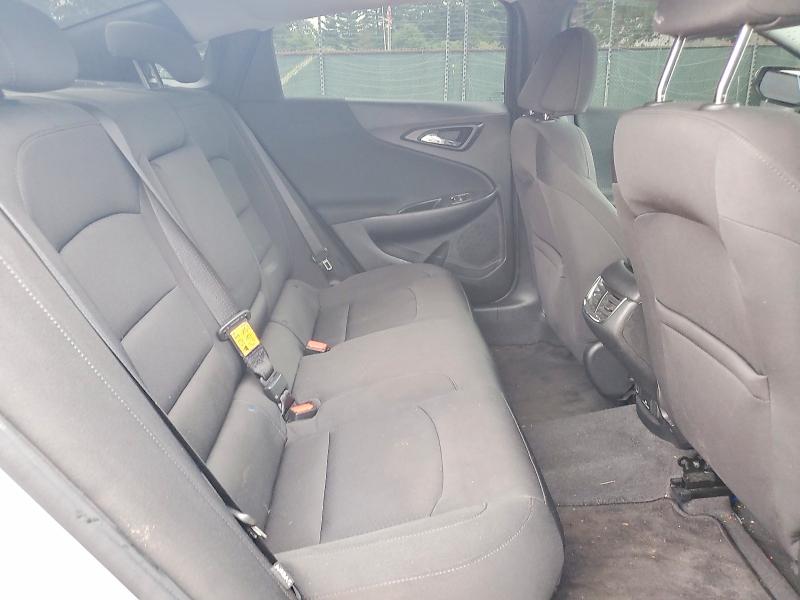 Photo 10 from auction – 2018 CHEVROLET MALIBU with VIN 1G1ZD5ST5JF258487