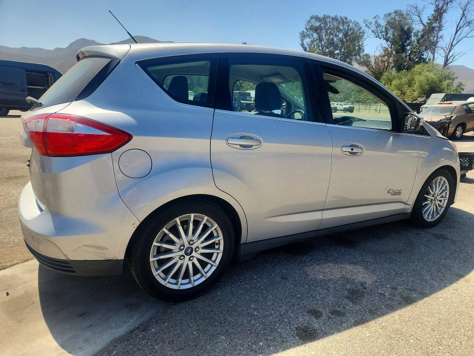 Photo 3 from auction – 2014 FORD C-MAX with VIN 1FADP5CU0EL512989