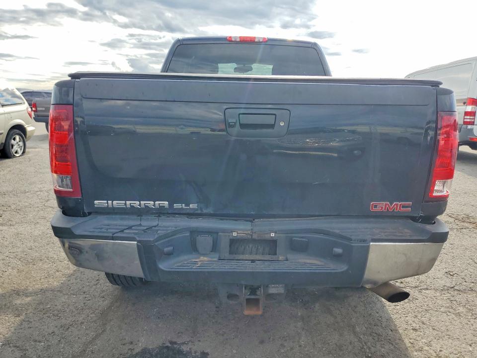 Photo 6 from auction – 2013 GMC SIERRA with VIN 1GT220EG4DZ173479