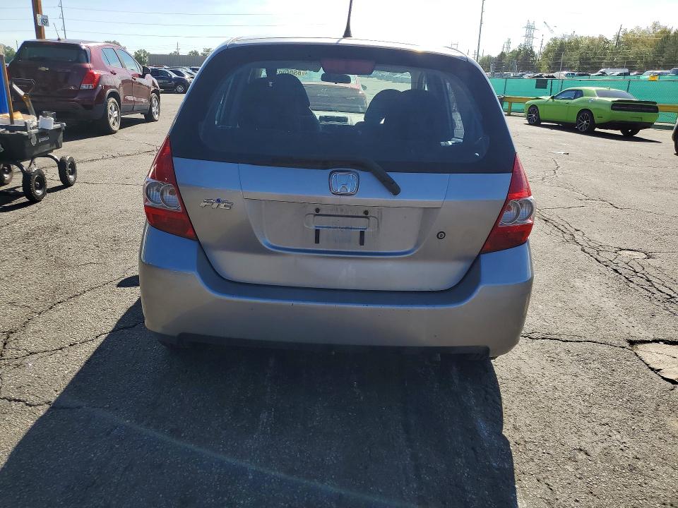 Photo 6 from auction – 2008 HONDA FIT with VIN JHMGD38408S027225