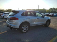 Photo 3 from auction – 2016 PORSCHE CAYENNE with VIN WP1AA2A2XGKA14109