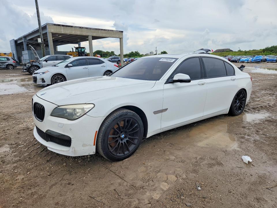BMW 750 2013 con VIN WBAYE8C54DD133463 - Foto de la subasta