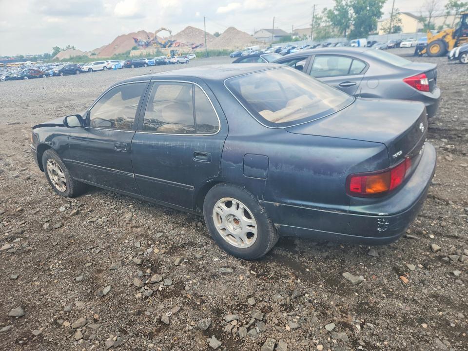 Photo 2 from auction – 1995 TOYOTA CAMRY with VIN 4T1GK13E2SU093486
