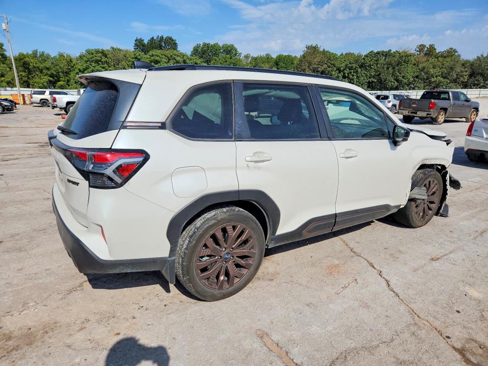 Photo 3 from auction – 2025 SUBARU FORESTER with VIN JF2SLDHC6SH463143