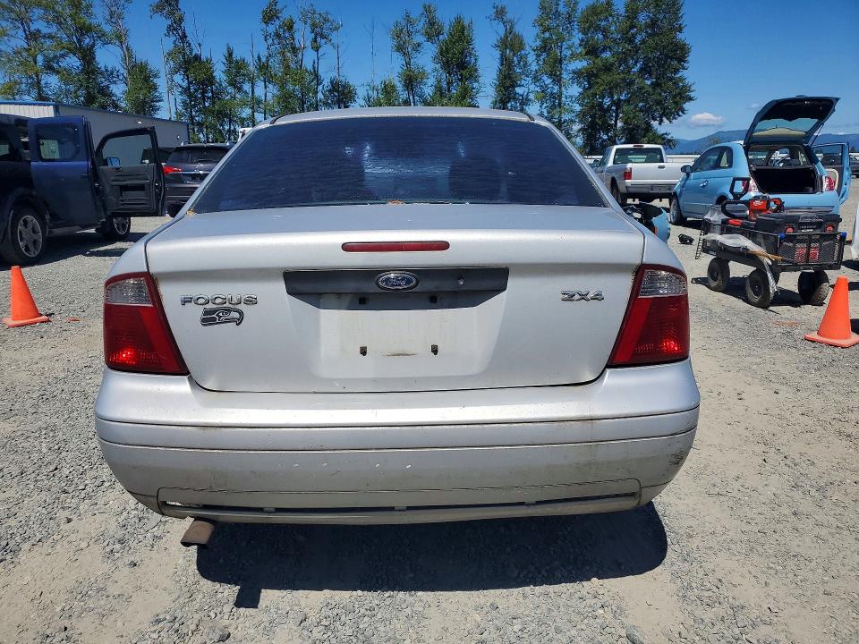 Photo 6 from auction – 2005 FORD FOCUS with VIN 1FAFP34N55W241219