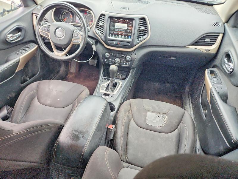 Photo 8 from auction – 2017 JEEP CHEROKEE with VIN 1C4PJLCB7HW611212