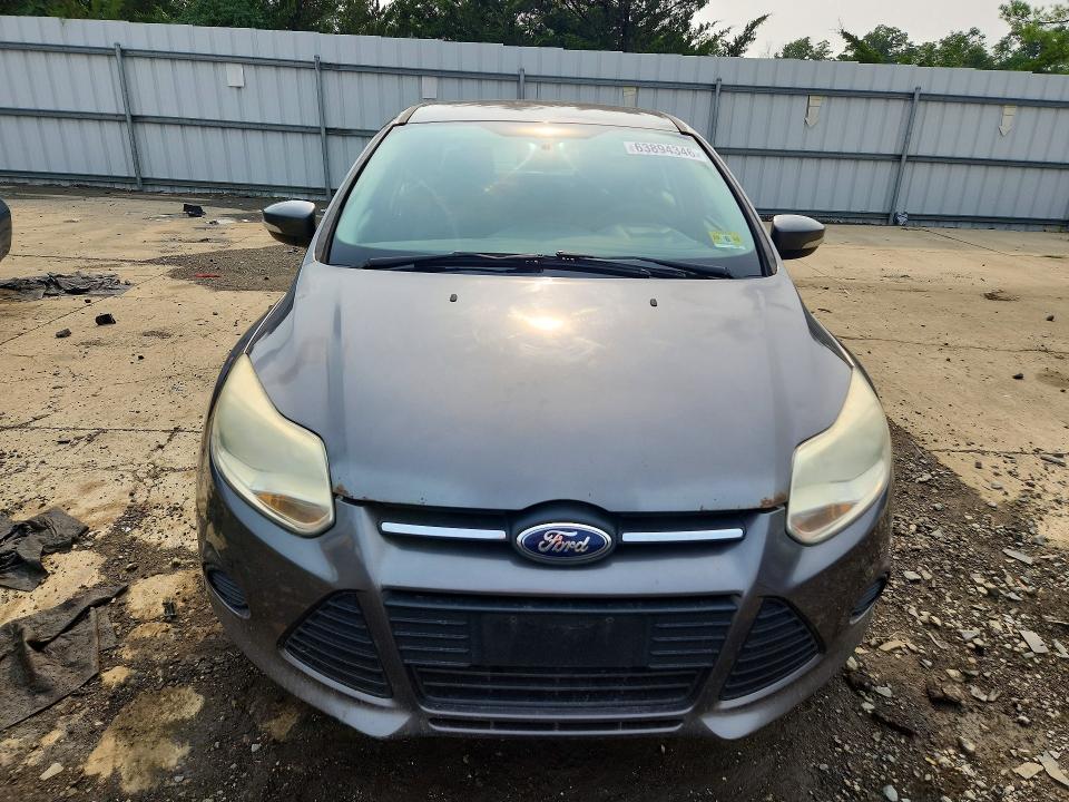 Photo 5 from auction – 2014 FORD FOCUS with VIN 1FADP3F27EL102124