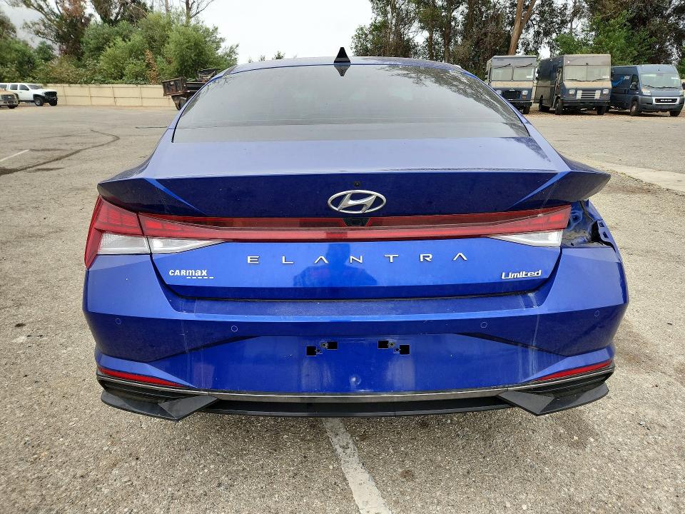Photo 6 from auction – 2023 HYUNDAI ELANTRA with VIN KMHLP4AG6PU484119