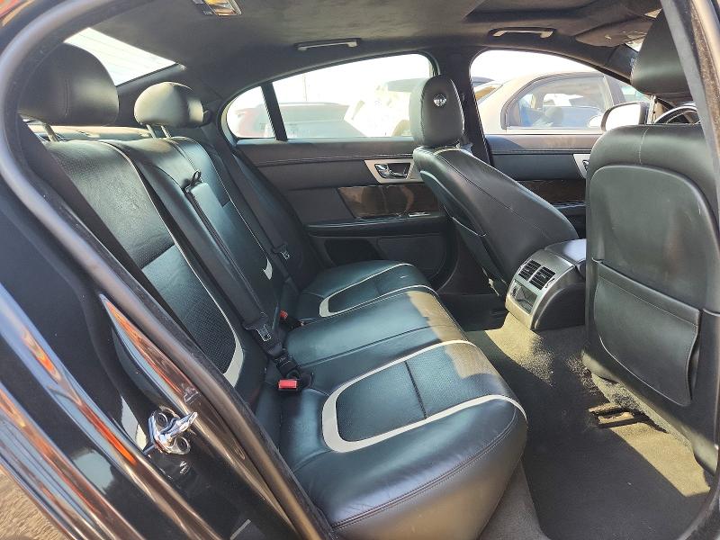 Photo 10 from auction – 2015 JAGUAR XF with VIN SAJWA0F76F8U80939