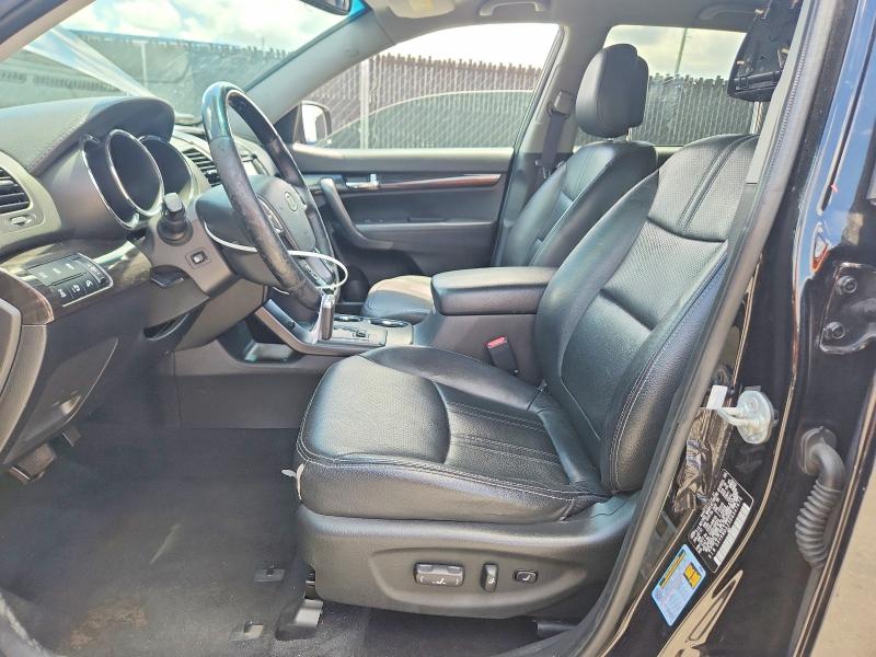 Photo 7 from auction – 2013 KIA SORENTO with VIN 5XYKWDA23DG347675