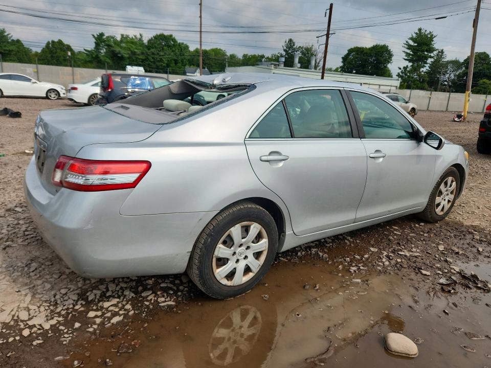 Photo 3 from auction – 2010 TOYOTA CAMRY with VIN 4T1BF3EK0AU025697