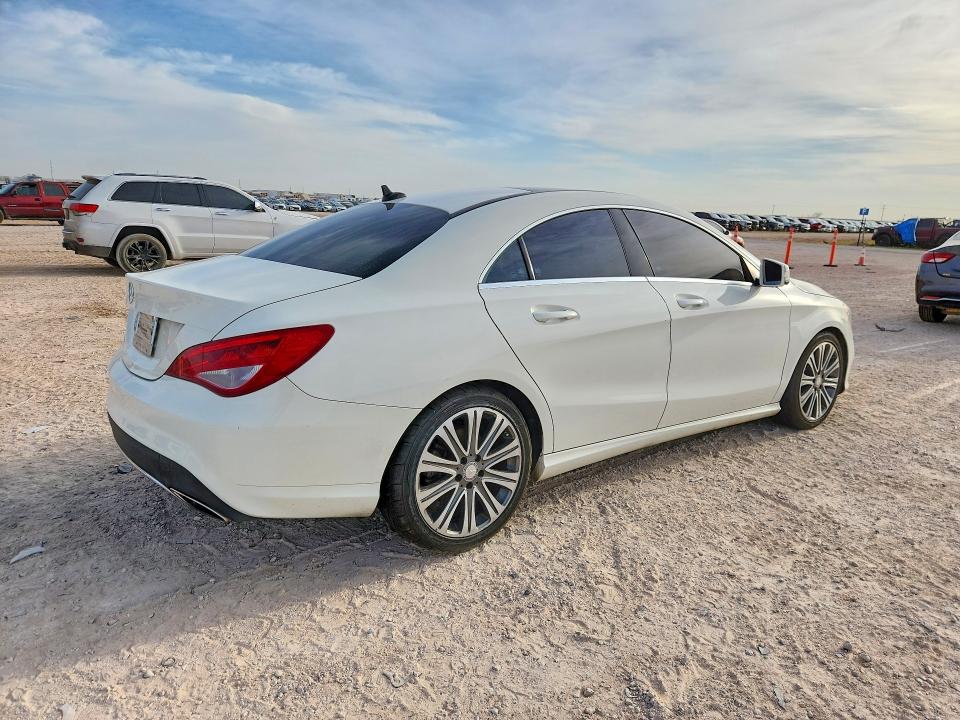 Photo 3 from auction – 2017 MERCEDES-BENZ CLA with VIN WDDSJ4EB6HN456709