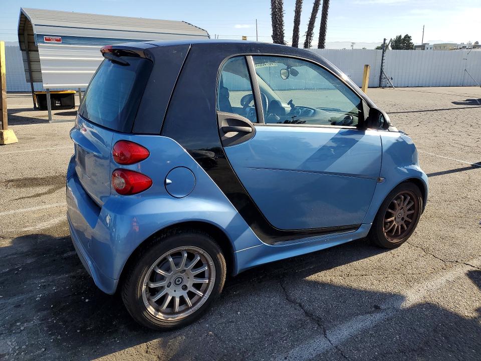 صورة رقم 3 من المزاد - 2014 SMART FORTWO مع VIN WMEEJ3BA2EK756839