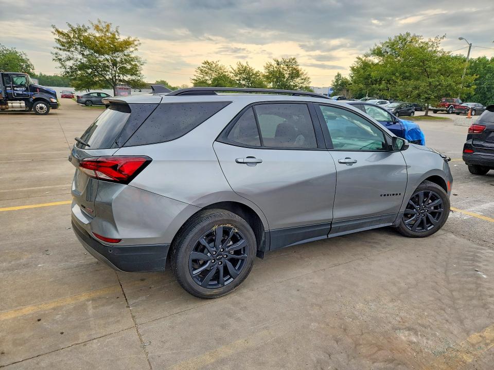 Снимка 3 от търг – 2024 CHEVROLET EQUINOX с VIN 3GNAXWEG8RS138021
