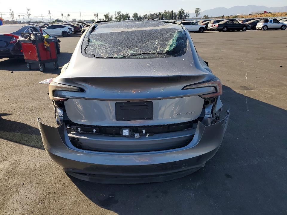 Снимка 6 от търг – 2025 TESLA MODEL 3 с VIN 5YJ3E1EB1SF050635